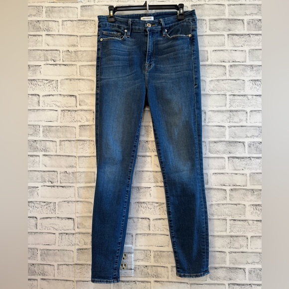 Good American Denim - Women’s Good American dark wash distressed pockets skinny jeans Size 12/31